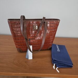 Dooney & Bourke charleston tote
